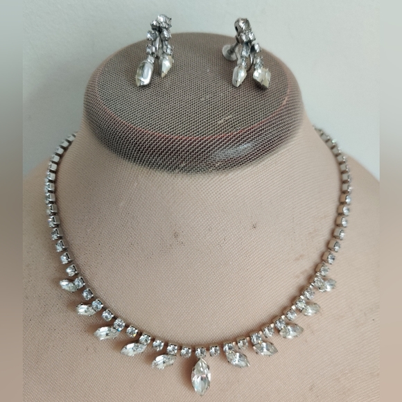 Made in Austria Art Deco Style Crystal Set Necklace and Earrings - Picture 11 of 14